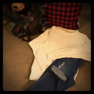 Oversized sweater and jeans